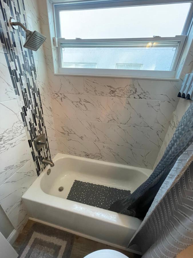 Cozy 3 Bedroom Home Close To Everything In Tampa! Buitenkant foto