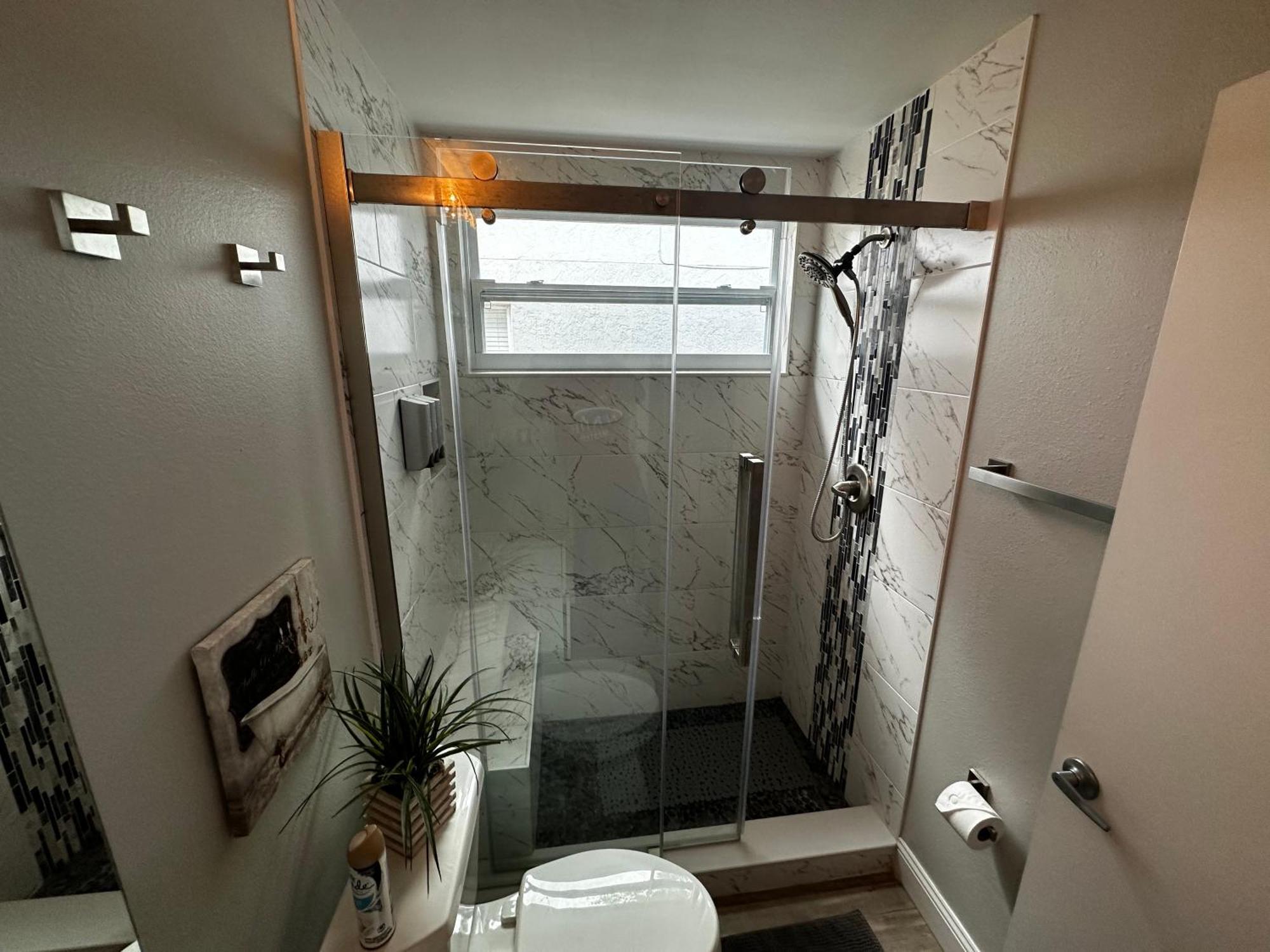 Cozy 3 Bedroom Home Close To Everything In Tampa! Buitenkant foto